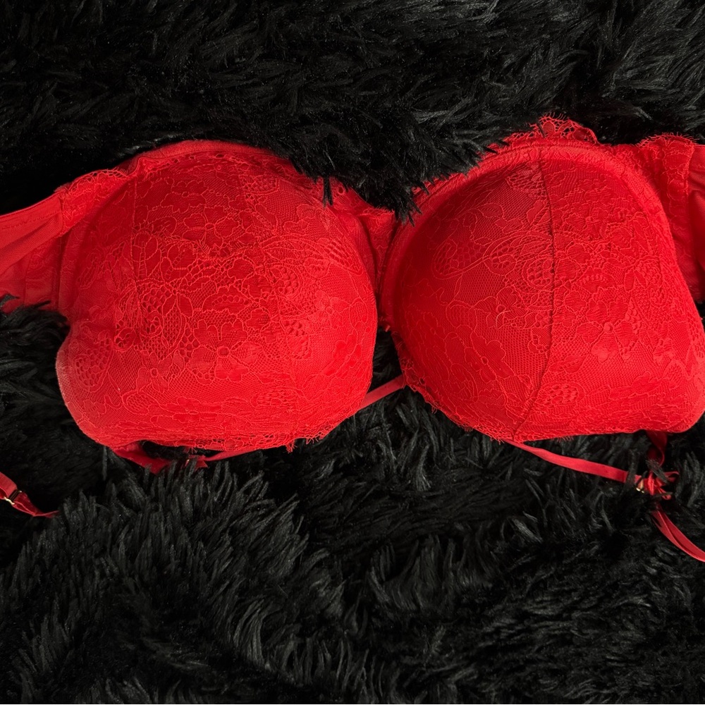 Cacique Red harness bra